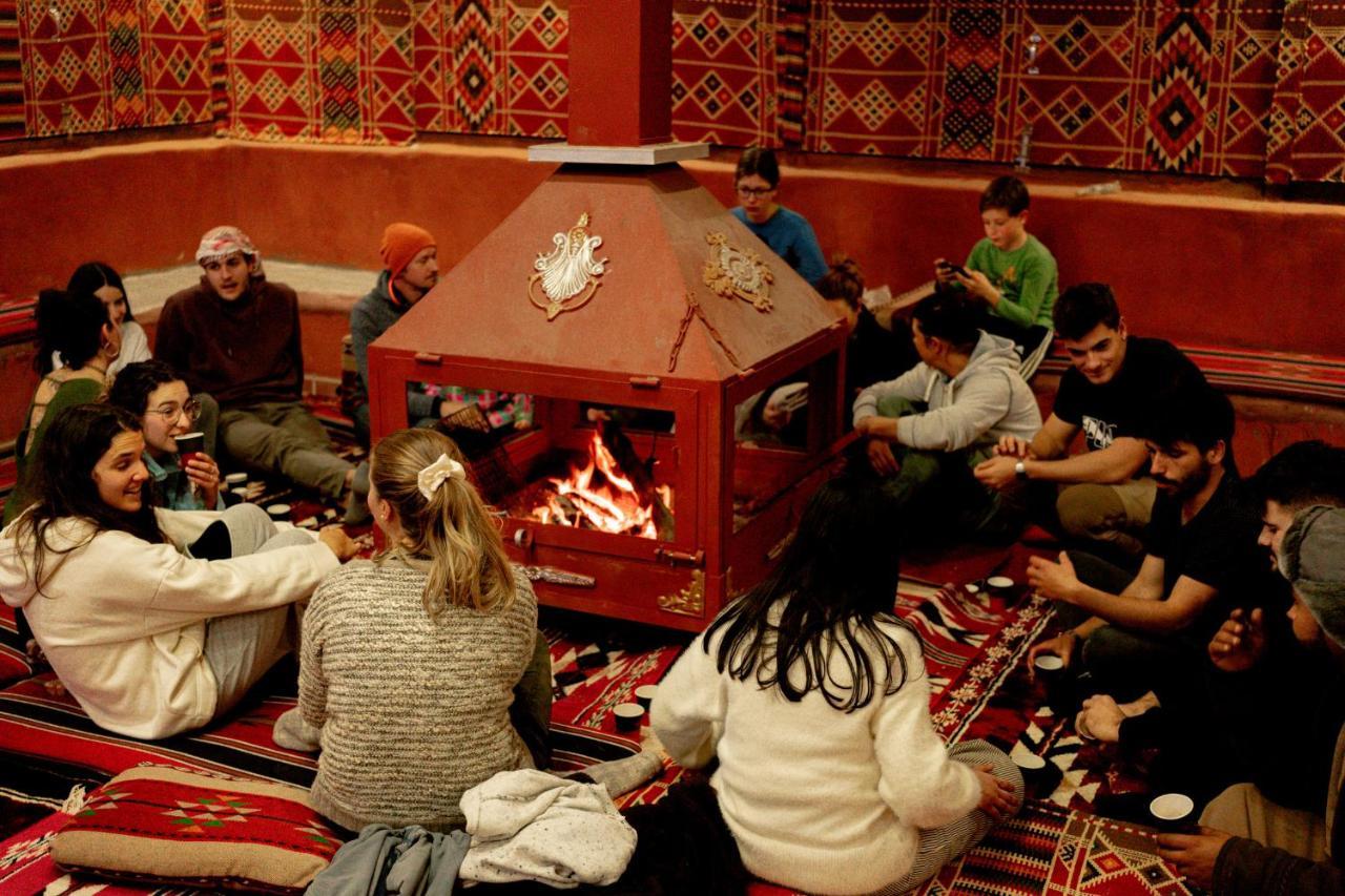 Wadirum Sunset Camp Hotel Wadi Rum Bagian luar foto