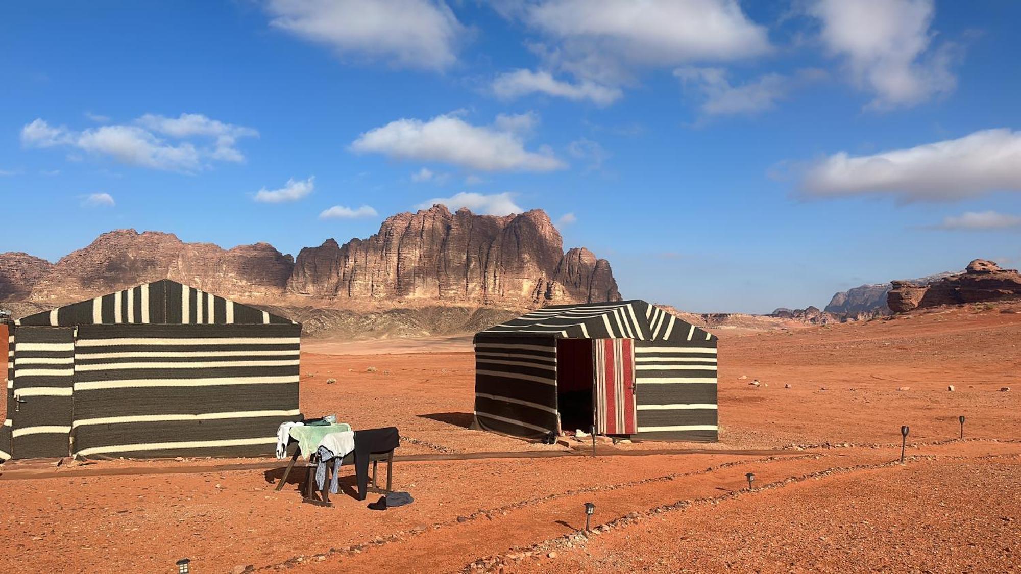 Wadirum Sunset Camp Hotel Wadi Rum Bagian luar foto